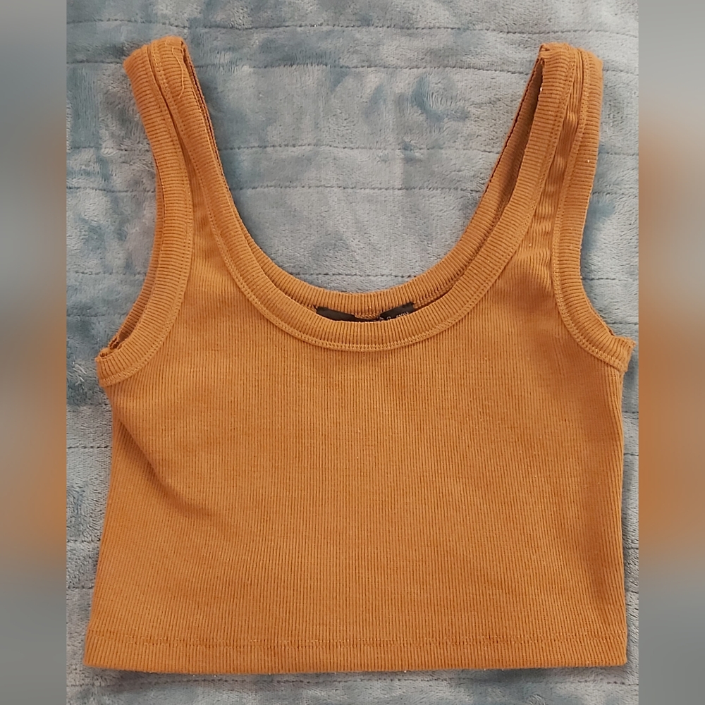 Signature 8 croptop